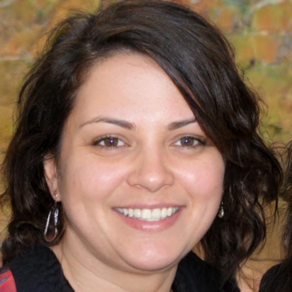 Elena Martínez, Directora Creativa de mirexatholura